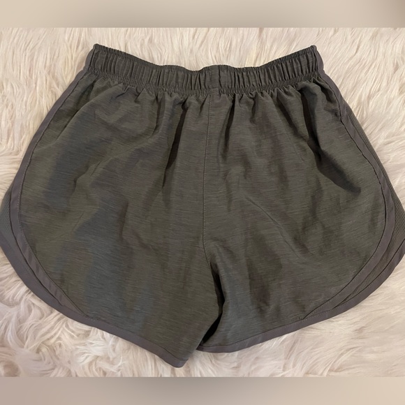 NIKE Gray Running Shorts - Picture 5 of 6